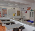 Pokračujeme v modernizácii našich škôl. Na Základnej škole Riazanská sme vybudovali pre žiakov dve nové odborné učebne chémie, biológie a cudzích jazykov. Učebne sú, s…