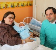 Hneď v prvej sekunde roka 2013 sa v nemocnici na bratislavských Kramároch narodil v utorok prvý tohtoročný novorodenec v Novom Meste. Volá sa Oskar, váži 2710 gramov a…