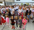 Viac ako tri stovky detí nastúpili dnes do prvých ročníkov ôsmich základných škôl, ktoré sú v správe mestskej časti Bratislava-Nové Mesto. Keď vlani navštevovalo novom…